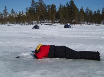 När man ser fisk i hålet blir det spännande