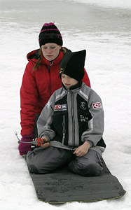 Malin och Marcus fiskar